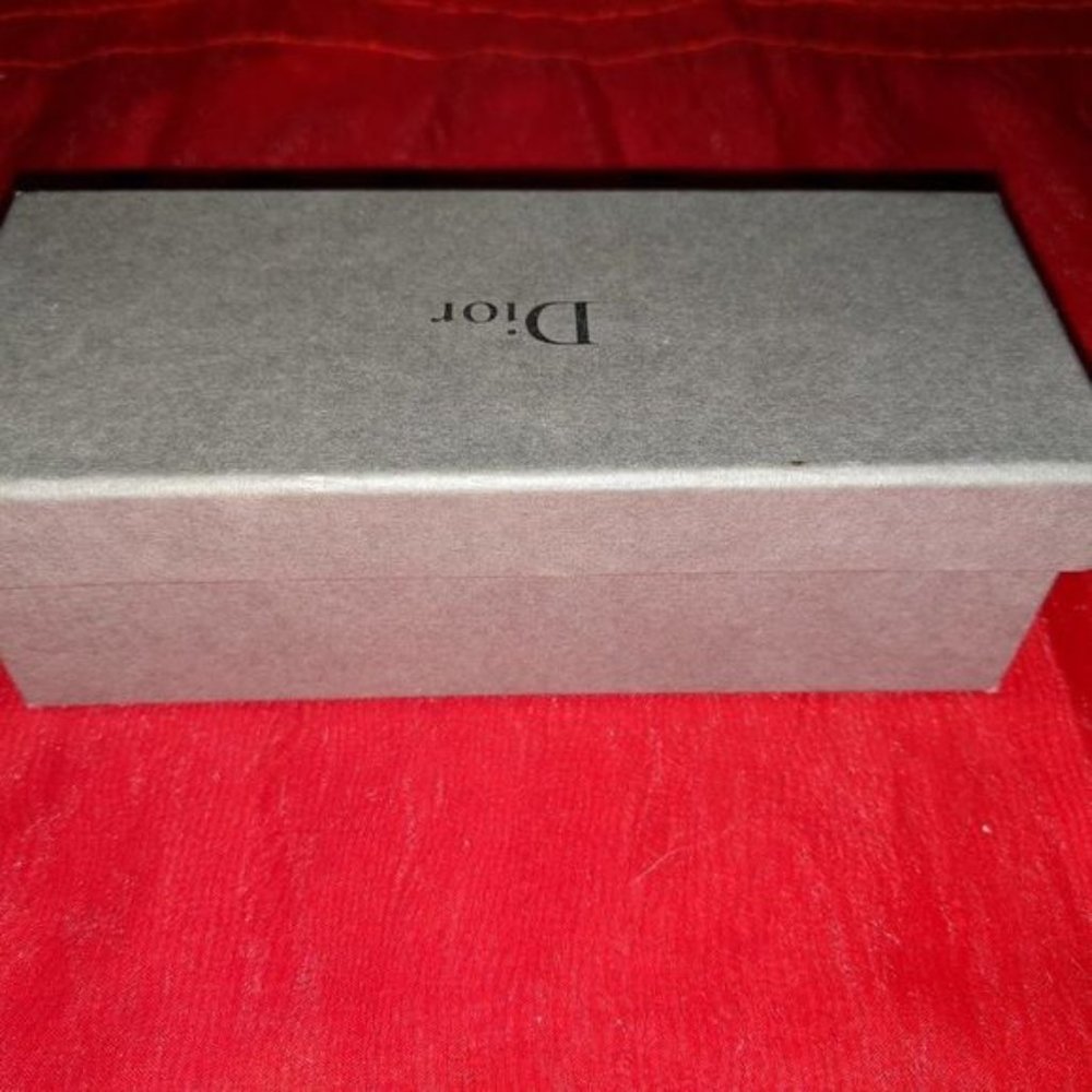 Dior Gift box #2💥PRICE DROP💥 - Picture 3 of 6